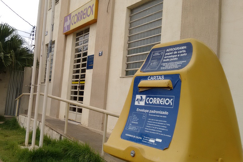 Greve dos Correios: sindicato denuncia ameaça de fechamento de agências e mudanças no plano de saúde