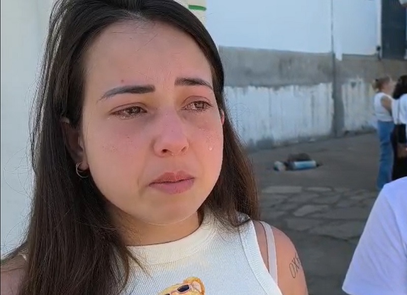 Família e amigos de Gabriel Teixeira realizam manifestação por justiça e melhorias no atendimento do Hospital de Brumado