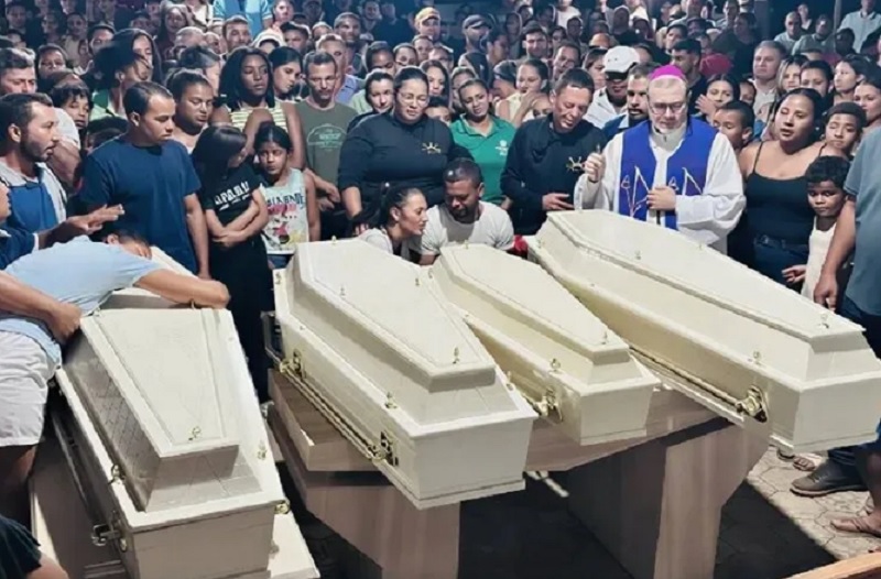 Tragédia em Paramirim: crianças da mesma família são sepultadas sob forte comoção