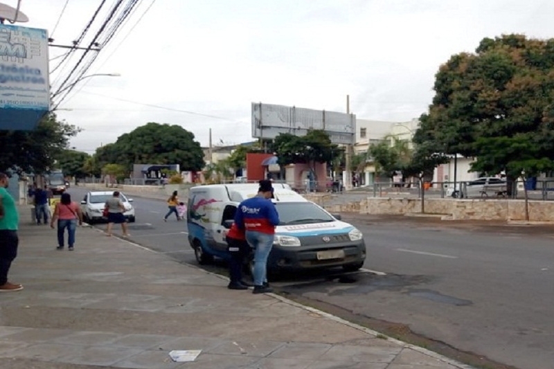 Brumado: Câmara de Vereadores promulga lei que reserva vagas de estacionamento para gestantes, lactantes e pessoas com crianças de colo