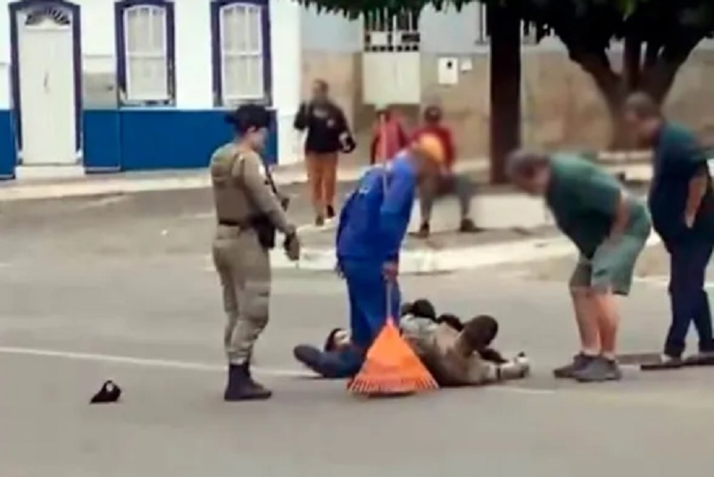 Homem é baleado após confronto com policiais na Praça da Catedral, em Caetité