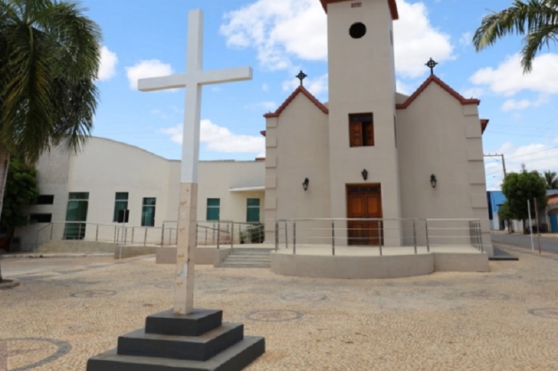 TCM-BA suspende pregão de R$ 783 mil da Prefeitura de Lagoa Real após denúncia de irregularidades