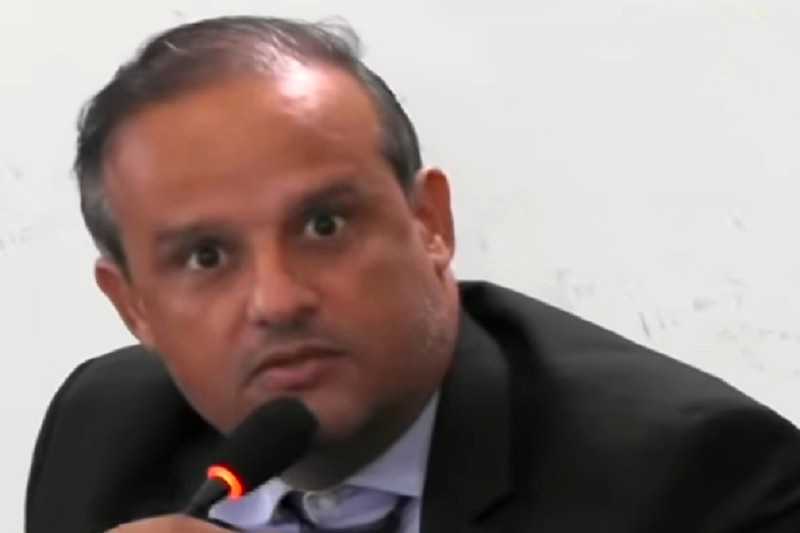 Vereador anuncia rompimento com base governista e levanta suspeitas sobre gastos em Livramento em Livramento de Nossa Senhora