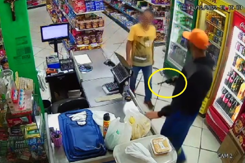 Brumado/BA: Imagens mostram assalto em supermercado do bairro Ginásio Industrial