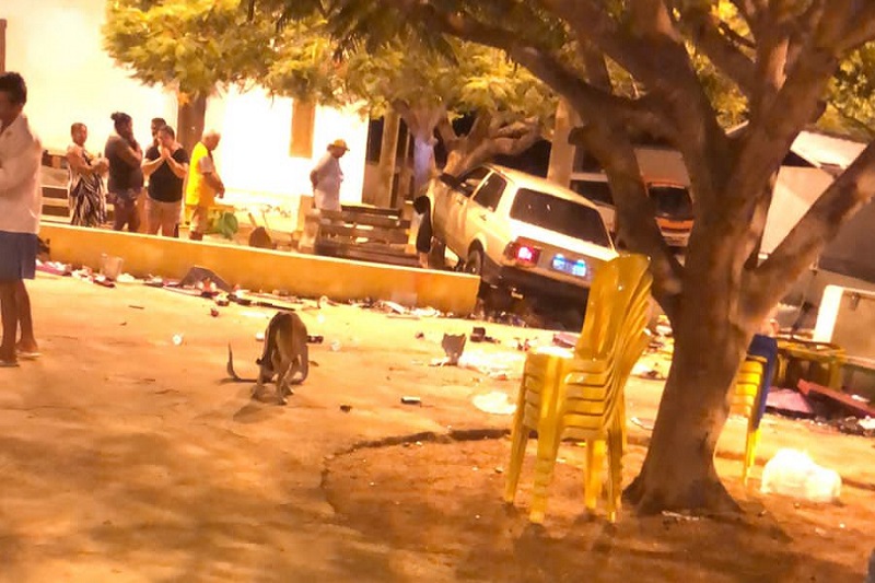 Brumado: Júri popular decide nesta quinta (19) caso de homem que invadiu um quiosque com um carro, matou um e feriu outros no Distrito de Itaquaraí