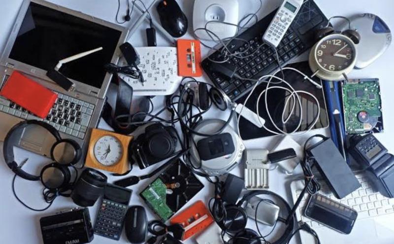 Correios passam a receber gratuitamente eletrônicos sem uso para reciclagem