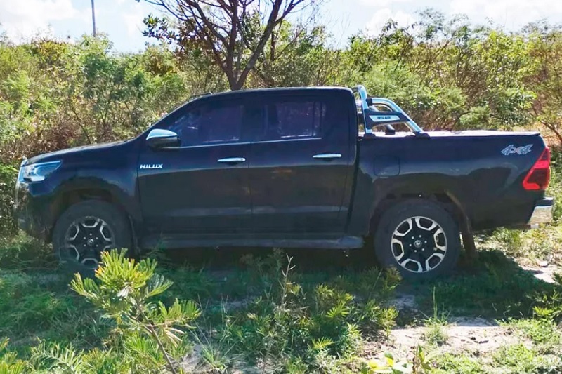 Polícia recupera caminhonete com restrição de furto ou roubo na zona rural de Rio de Contas
