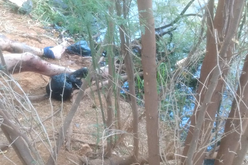Brumado/BA: Jovem é encontrado morto dentro de rio com mãos e pés amarrados 