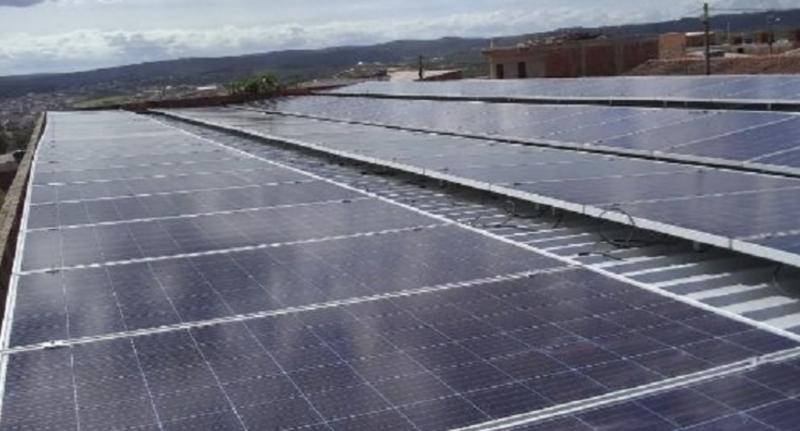 MPF investiga contratação de sistema de energia solar em escolas de Licínio de Almeida