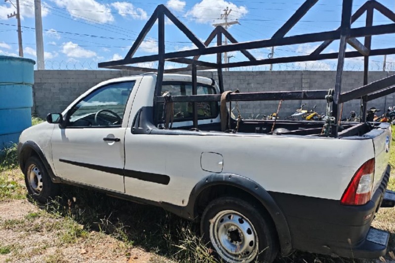 CIPRv recupera veículo com restrição durante fiscalização na BA-262 em Brumado